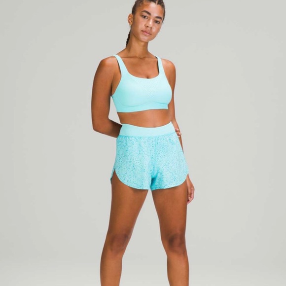 Lululemon Find Your Pace Short High Rise 3” Lined - Picture 2 of 4